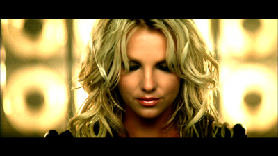 BritneySpears_DANCETillTheWorldEnds_USZM21100068_mov_snapshot_02_37_2021_06_26_23_03_05.png