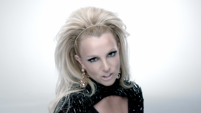 williamftBritneySpears_ScreamShout_USUV71201860_mov_snapshot_02_48_5B2021_08_15_00_02_185D.png
