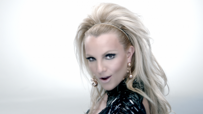 williamftBritneySpears_ScreamShout_USUV71201860_mov_snapshot_03_56_5B2021_08_15_00_06_035D.png