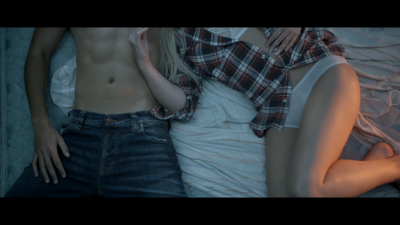 BritneySpears_Perfume_USRV81300701_mov_snapshot_01_49_2021_06_27_01_14_06.png