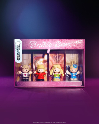 We27re_so_excited2C_we27re_in_too_deep21____This_Little_People_Collector28tm29_set_will_drive_you_CrAzY__Only__target_____britneyspears__littlepeoplecollector__grownupgifts__popculturecollectibles_28529.jpg