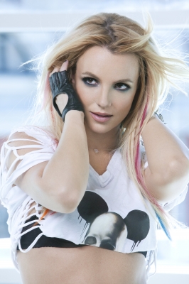 IWG_MV_Stills_02.jpg
